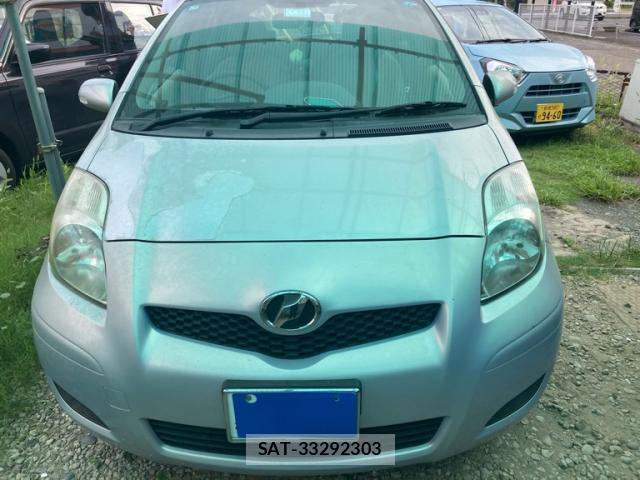 Toyota VITZ 2011-03 8280242-1