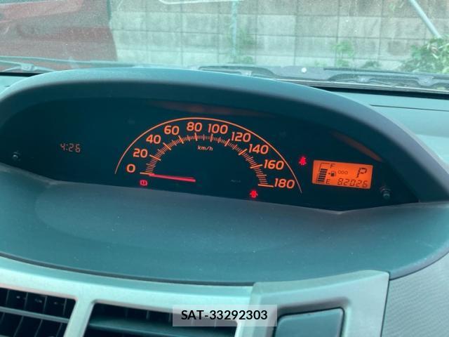 Toyota VITZ 2011-03 8280242-19