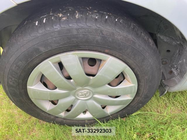 Toyota VITZ 2011-03 8280242-4
