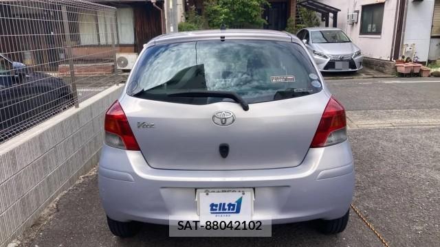 Toyota VITZ 2009-06 8280679-1