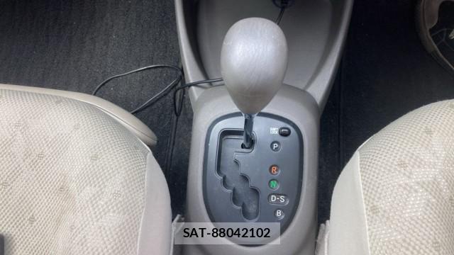 Toyota VITZ 2009-06 8280679-14