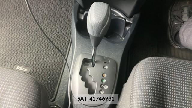 Toyota VITZ 2017-07 8281367-14