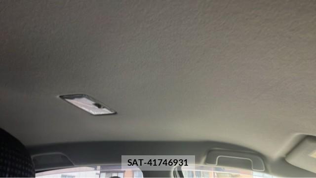 Toyota VITZ 2017-07 8281367-15