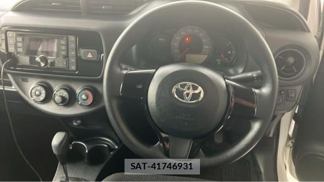Toyota VITZ 2017-07 8281367-16