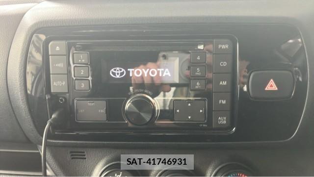 Toyota VITZ 2017-07 8281367-4
