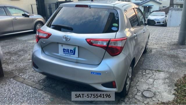 Toyota VITZ 2019-08 8282004-12