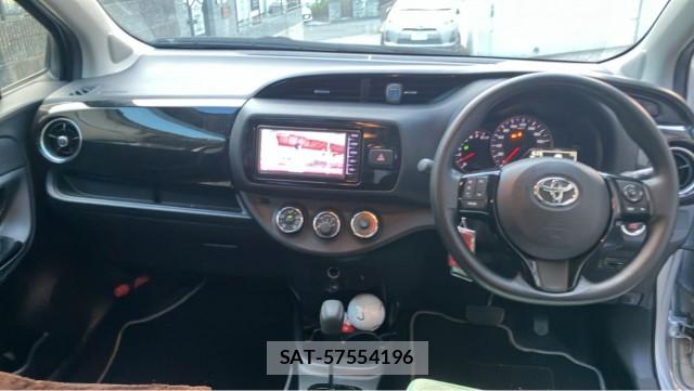 Toyota VITZ 2019-08 8282004-2
