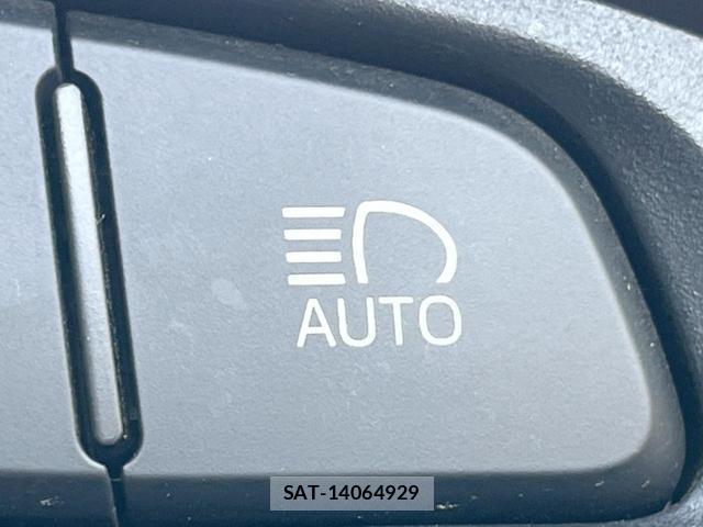 Toyota VITZ 2019-03 8283259-5