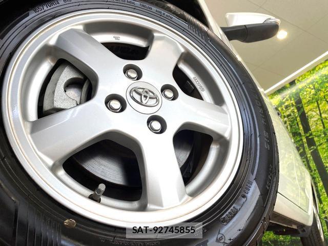 Toyota VITZ 2015-08 8283455-12