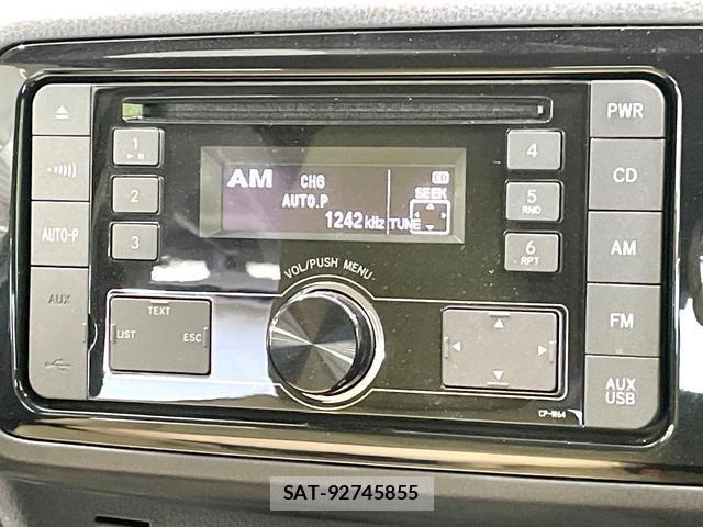 Toyota VITZ 2015-08 8283455-5
