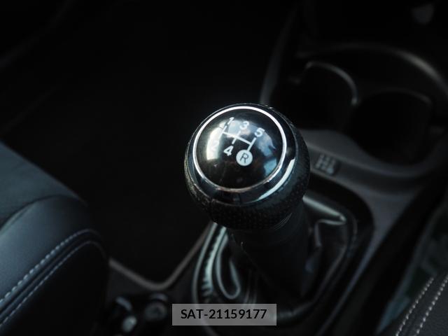 Toyota VITZ 2017-09 8284157-2