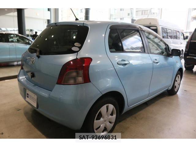 Toyota VITZ 2007-08 8284596-1