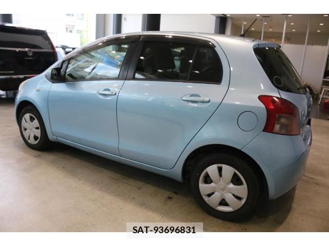 Toyota VITZ 2007-08 8284596-11