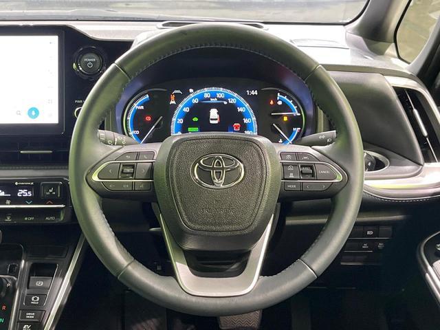 Toyota VOXY 2024-02 8276699-11