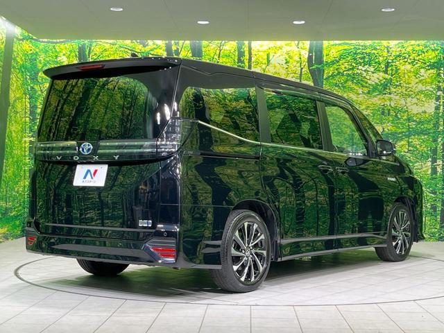 Toyota VOXY 2024-02 8276699-16