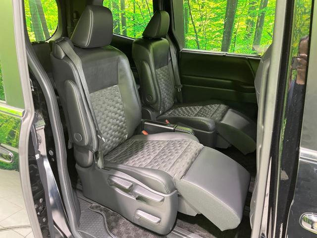 Toyota VOXY 2024-02 8276699-8