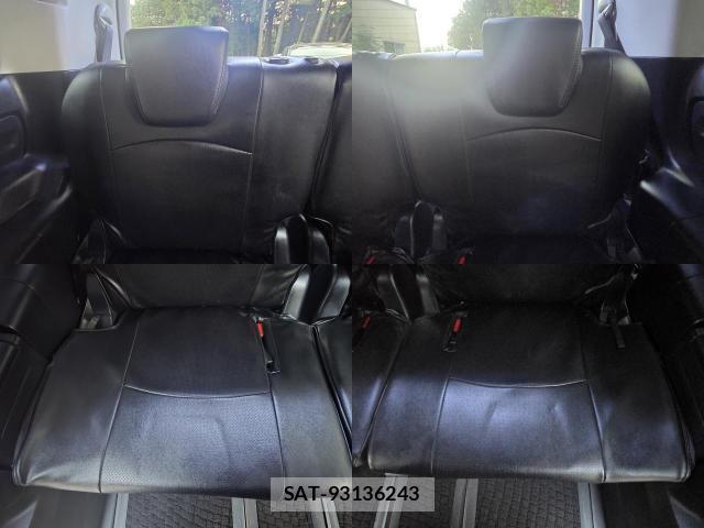 Toyota VOXY 2016-03 8276731-13