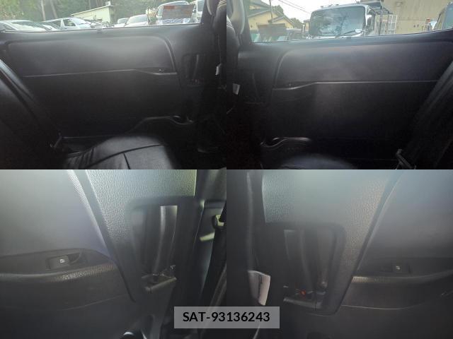Toyota VOXY 2016-03 8276731-15