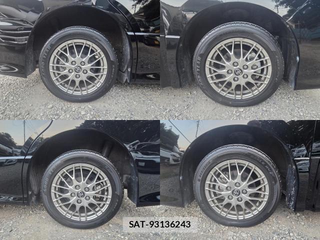 Toyota VOXY 2016-03 8276731-16