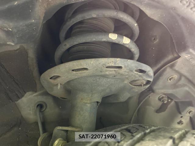 Toyota VOXY 2017-10 8276765-19