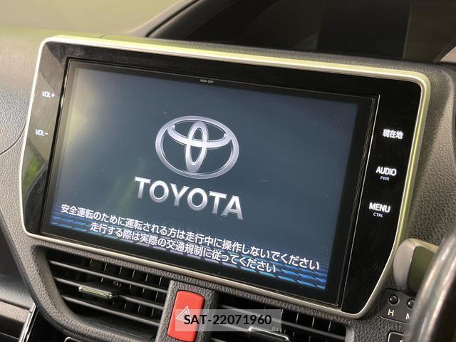 Toyota VOXY 2017-10 8276765-2