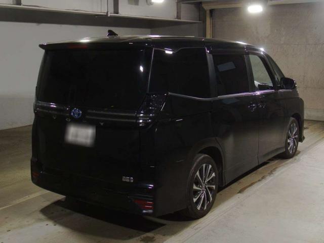Toyota VOXY 2023-02 8277022-7