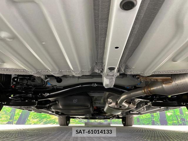Toyota VOXY 2026-06 8277275-18