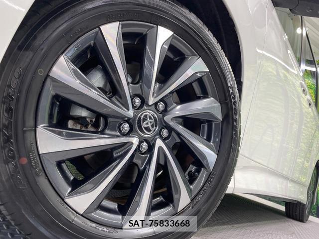 Toyota VOXY 2025-06 8277276-14