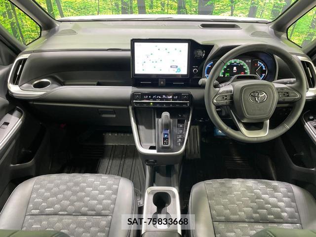 Toyota VOXY 2025-06 8277276-3