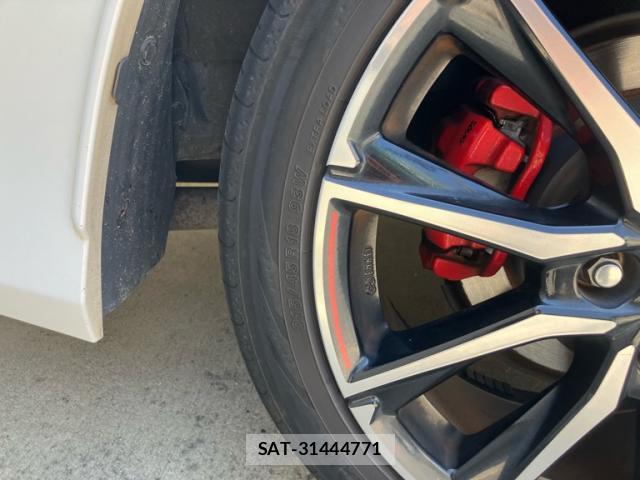 Toyota VOXY 2017-02 8277314-4
