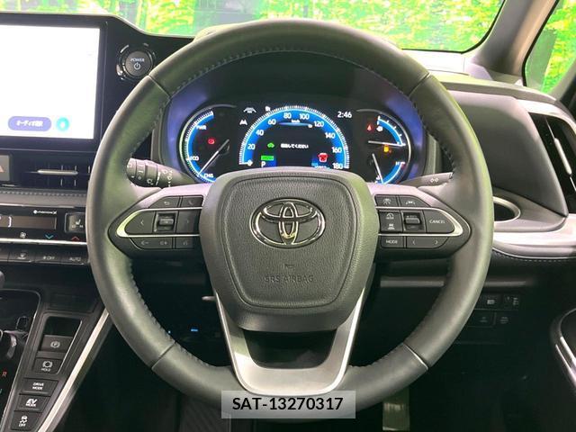 Toyota VOXY 2023-09 8277401-12