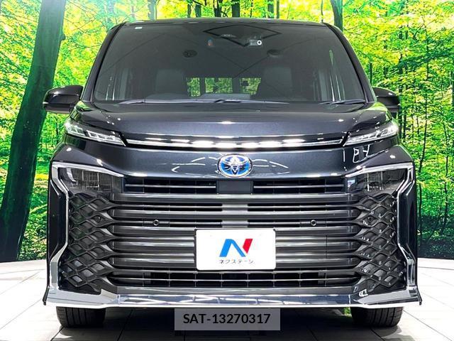 Toyota VOXY 2023-09 8277401-14