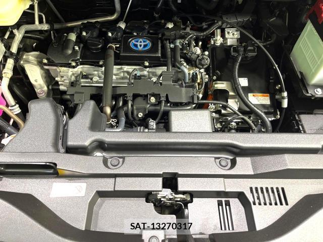Toyota VOXY 2023-09 8277401-18