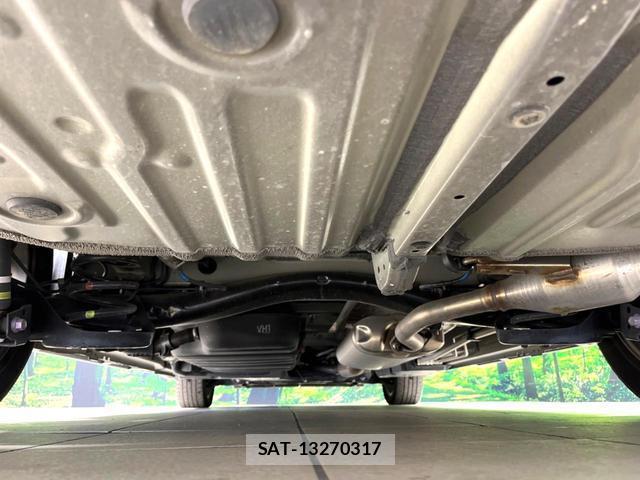 Toyota VOXY 2023-09 8277401-19