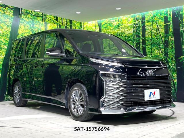 Toyota VOXY 2023-06 8277404-16