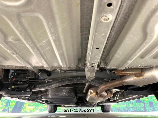 Toyota VOXY 2023-06 8277404-19