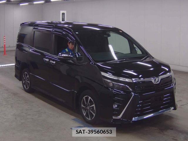 Toyota VOXY 2019-07 8277441-0