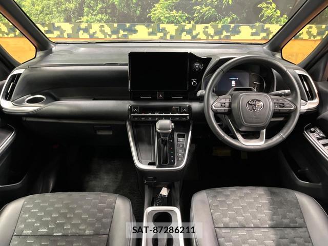 Toyota VOXY 2024-09 8277751-1