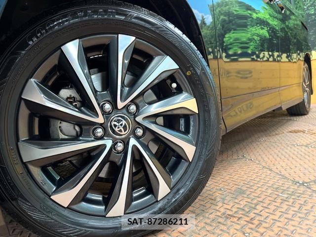 Toyota VOXY 2024-09 8277751-12
