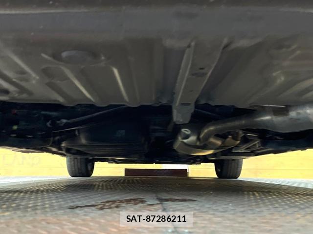Toyota VOXY 2024-09 8277751-18