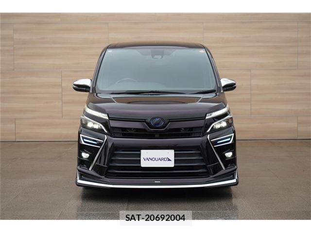 Toyota VOXY 2018-01 8278103-2