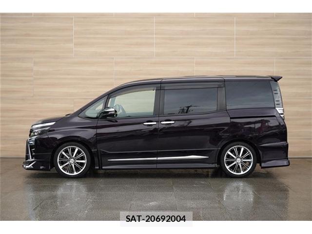 Toyota VOXY 2018-01 8278103-4