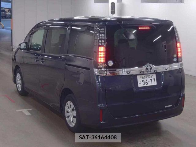 Toyota VOXY 2016-01 8278218-3