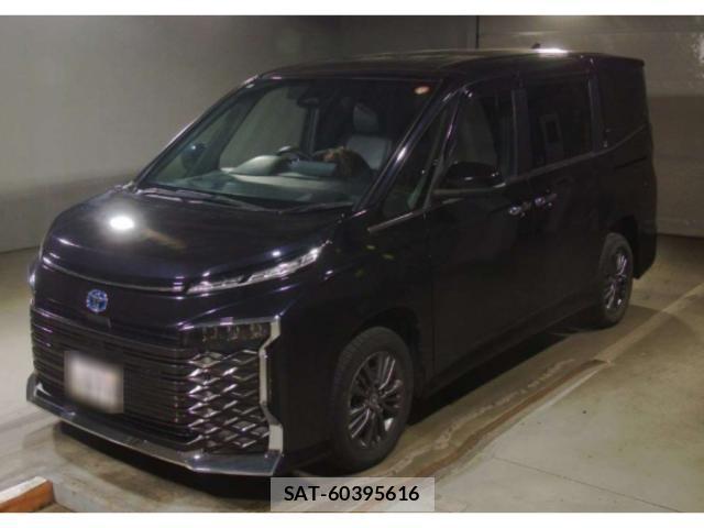 Toyota VOXY 2022-06 8278379-0