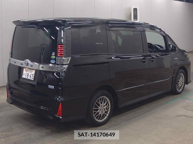 Toyota VOXY 2018 8278475-4
