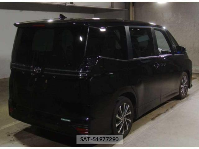 Toyota VOXY 2024-02 8278486-1