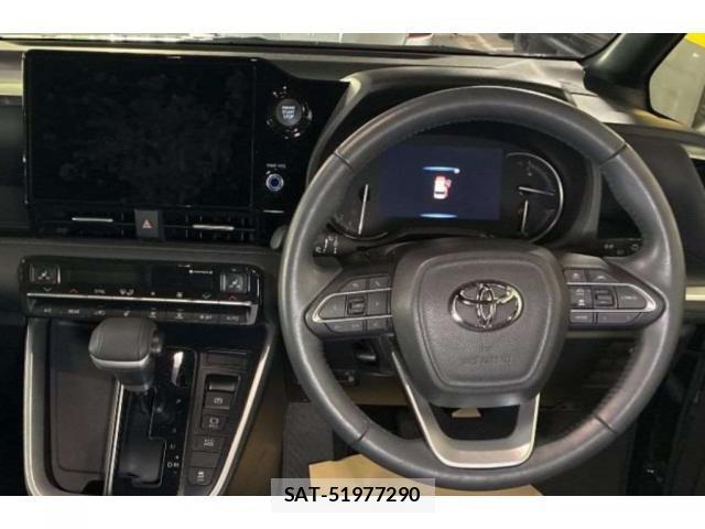 Toyota VOXY 2024-02 8278486-2