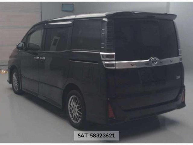 Toyota VOXY 2021-06 8278584-1