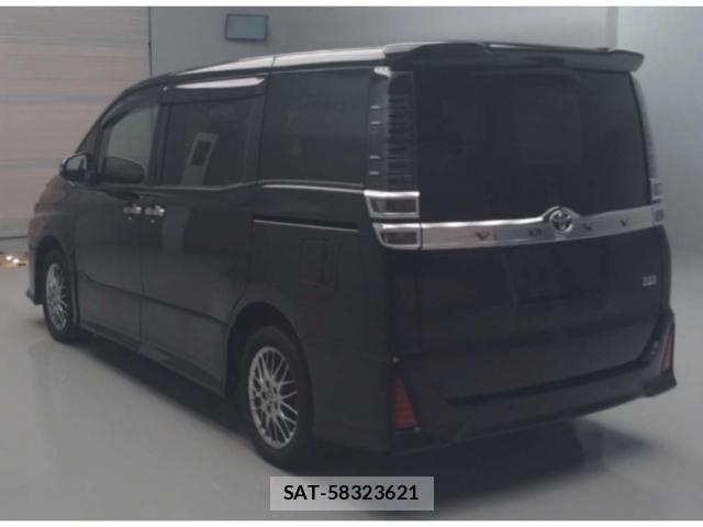 Toyota VOXY 2021-06 8278584-4