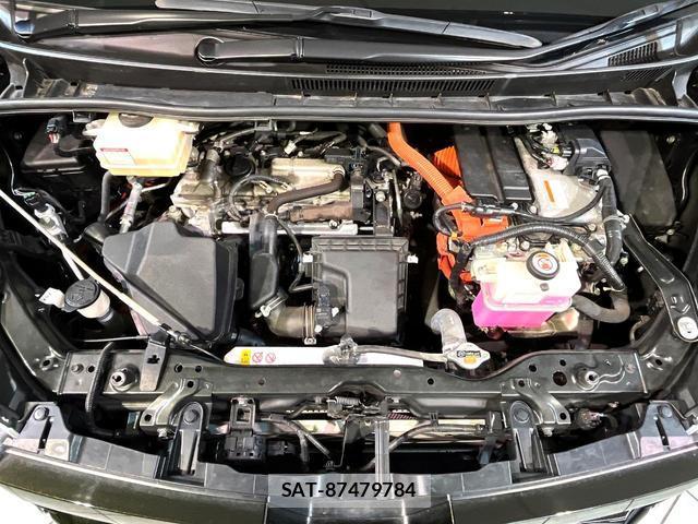 Toyota VOXY 2019-09 8278763-17